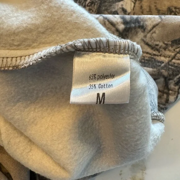 Women's Camouflage FleeceJogger Sweats - Picture 5 of 5